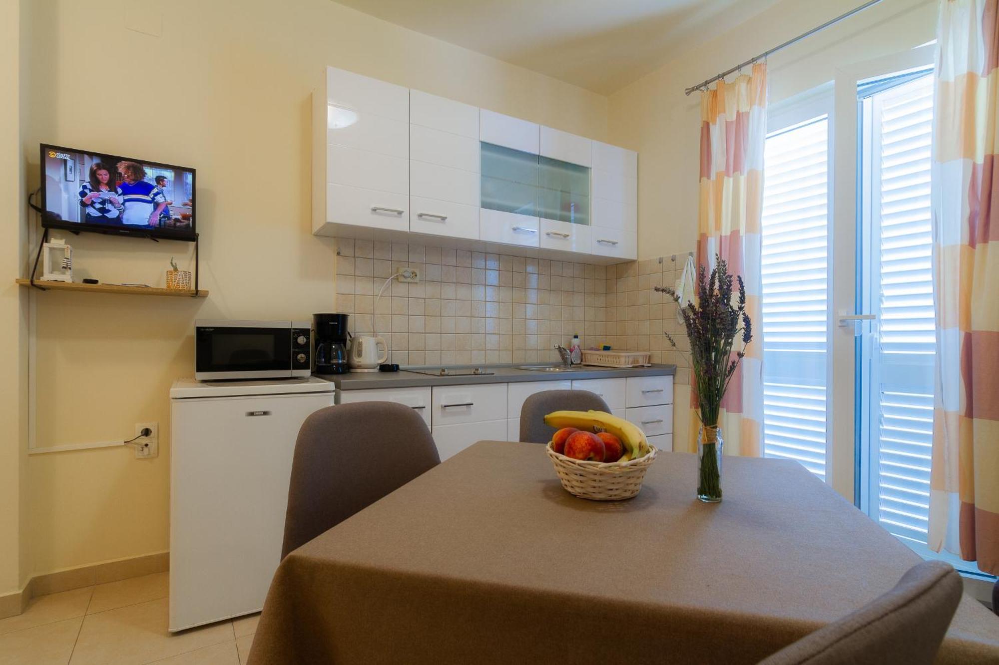 ראב Apartments & Rooms Sanja מראה חיצוני תמונה